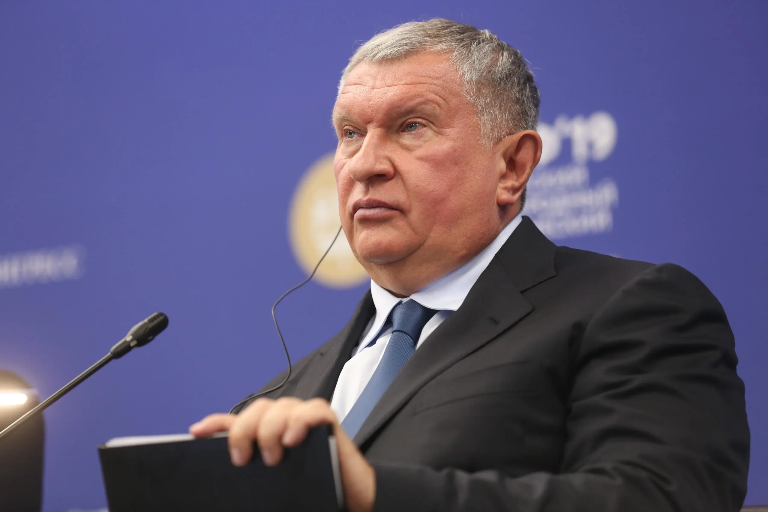 Игорь Сечин предсказал крах мировой экономики из-за фиктивного капитала